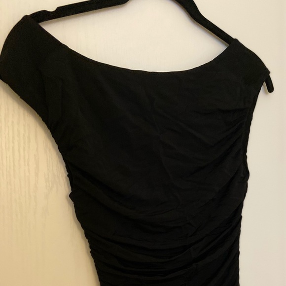 NWT H&M bodycon pencil dress, super fitted 👗 - Picture 3 of 9